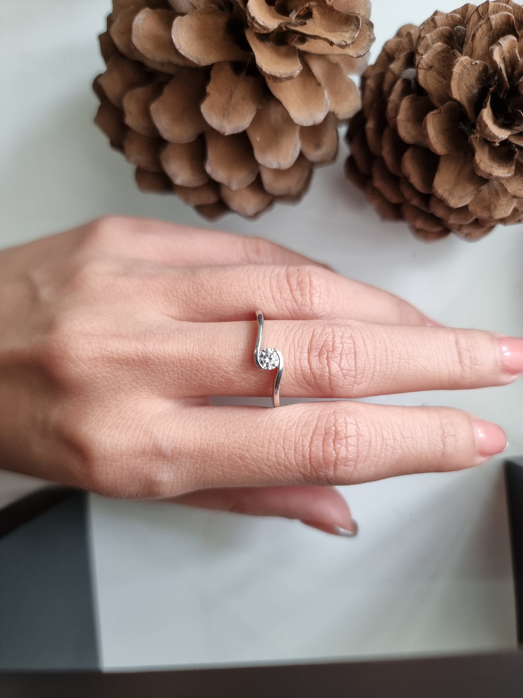 Twist Diamond Solitaire