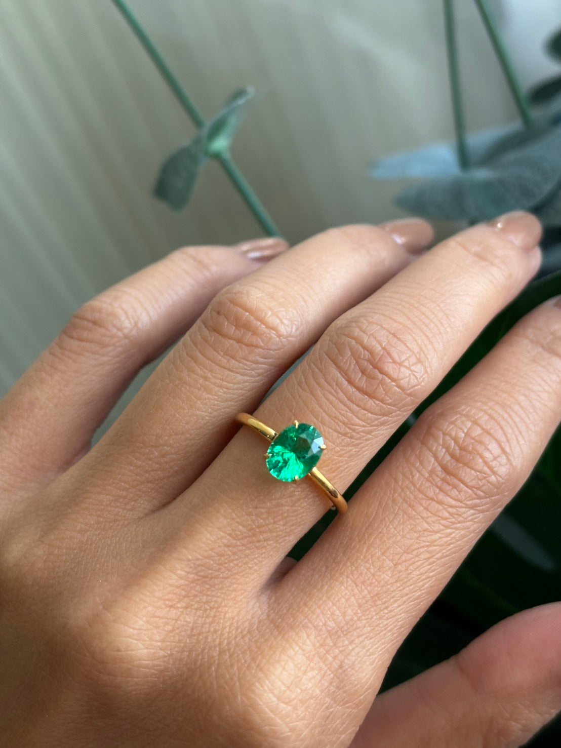 1.00ct+ Oval Emerald Ring