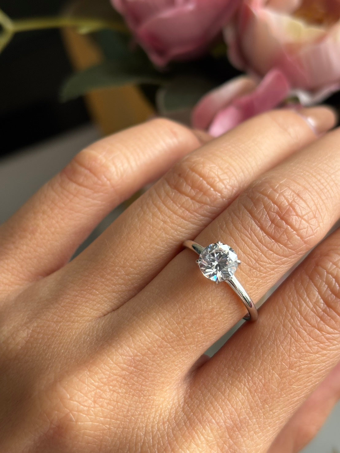Floating Halo 1 Carat Round Lab Grown Diamond Ring